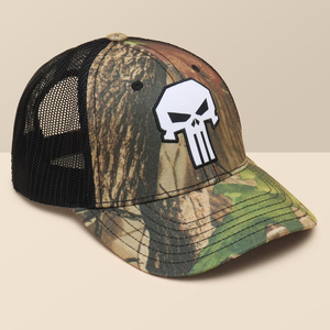 Gorra Trucker Camuflaje Punisher con Logotipo Bordado en el Panel Frontal, Malla Ajustable en la Parte Trasera, Estilo Urbano Unisex, Gorra de 6 Paneles - Product Image 5