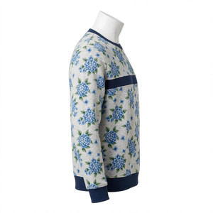 Sweat-shirt gris clair de haute qualité, personnalisé, respirant, imprimé floral Hortensias bleus, bande horizontale marine sur la poitrine, doux, NEXTEX - Product Image 5
