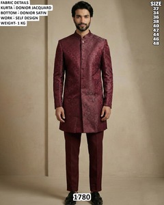 Kurta Jacquard Bandhani Noir pour Homme avec Motif Intégré, Coupe Droite, Longueur Ras du Sol, Tenue Traditionnelle, Séchage Rapide, Idéal pour Mariage - Product Image 2
