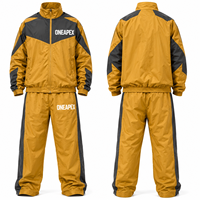 Ensemble survêtement coupe-vent jaune moutarde et noir pour homme – Veste de sport zippée intégrale et pantalon de jogging assorti – Tenue streetwear