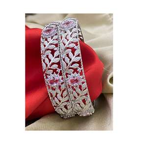 Juego de brazaletes de cristal de diseño único para mujer, joyería para bodas y fiestas, disponible con calidad y precio de exportación. - Product Image 4