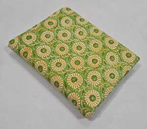 Tissu en coton imprimé au bloc, tissu imprimé à la main de Jaipur, tissu indien fait main pour robes, fournisseur de tissus en coton en gros - Product Image 6