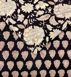 Tela de Algodón Suave Hecha a Mano en India, Estampada con Bloques a Mano en Jaipur Sanganeri, para Vestidos, Cortinas, Fundas, Decoración del Hogar, para Niños y Niñas, Venta al Por Mayor - Product Image 1