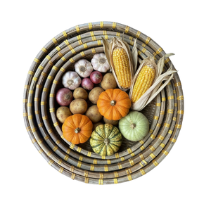 Lot de 5 plateaux de service ronds en bambou 26-36cm du Vietnam pour la présentation de fruits, le service du pain, la présentation alimentaire OEM/ODM, faits à la main - Product Image 1