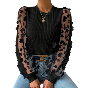 Blusa de punto acanalado de manga larga con apliques florales 3D elegante para mujer, top casual ajustado con cuello redondo, capa transparente de verano - Product Image 4