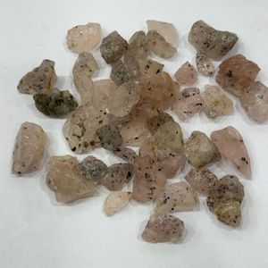 Natural Dotted Quartz Rough Uncut Facet Grade Raw Quartz Gemstone Multi Color Free <b>Size</b> for Jewelry Making Wholesale AA India - Product Image 3