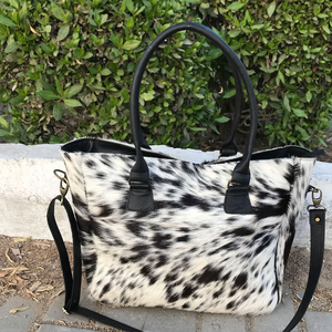 Bolsos de mano de lujo para mujer, hechos a mano con cuero auténtico de vaca, diseño de piel con pelo, bolso de cuero con pelo de vaca. - Product Image 4