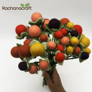 Branche de fleurs décorative en feutre faite à la main, arrangement floral pour la maison, le jardin, la décoration des fêtes - Product Image 3