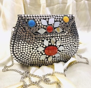 Round Metal Clutch <b>Bag</b> With Silver Plated <b>Studs</b> And Pearl Inlays Flower Pattern Chain Strap - Product Image 2