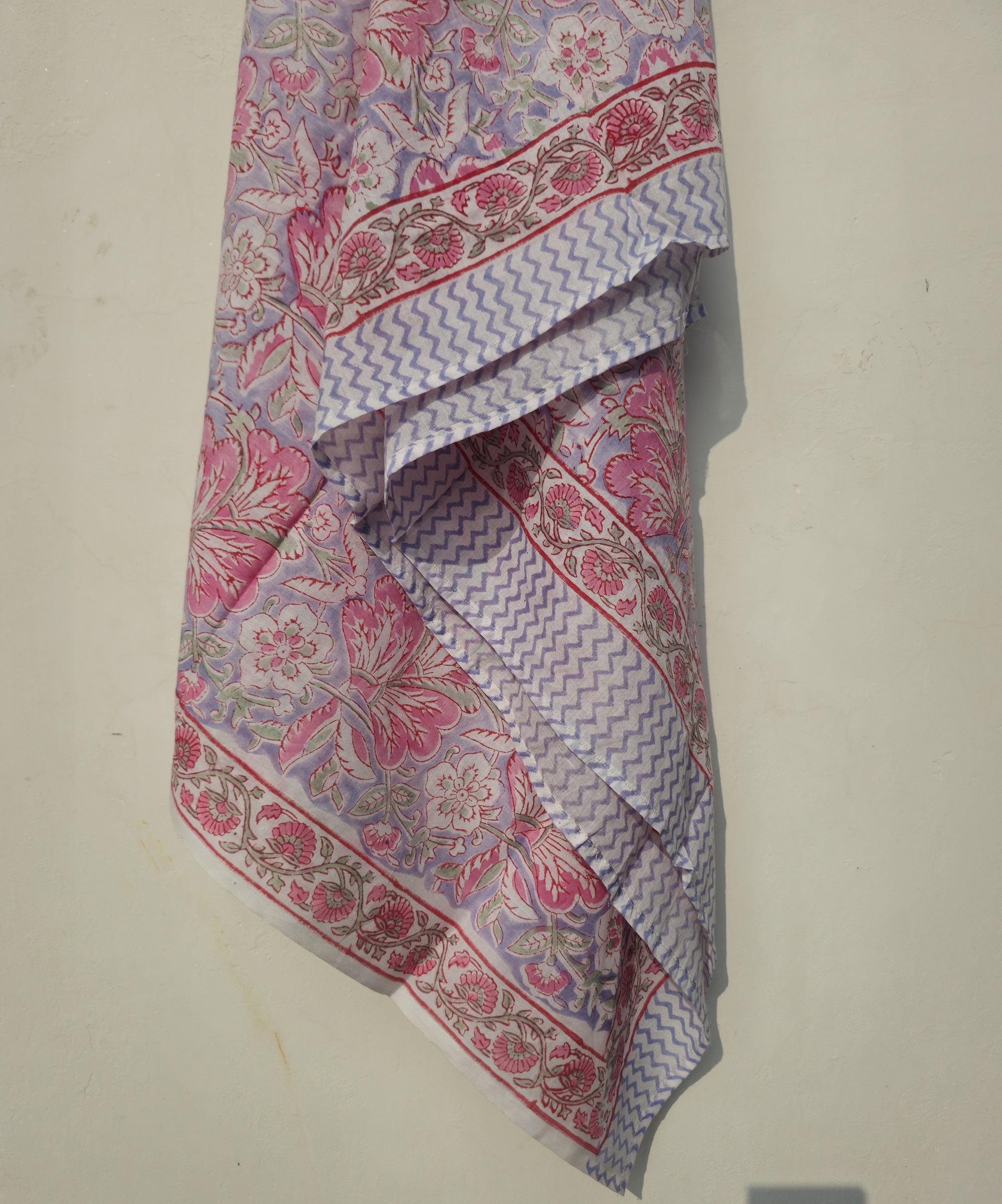 เช่นเดียวกับภาพ