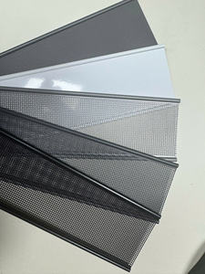 Puertas plegables para balcón Sagowin, construcción híbrida de aluminio resistente y PVC ligero para mayor durabilidad, apariencia moderna, sin vidrio. - Product Image 3