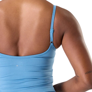 Débardeur de sport sans coutures pour femme, bleu côtier, avec soutien-gorge intégré, faible impact, coupe extensible, pour yoga, gym et entraînement - Product Image 6
