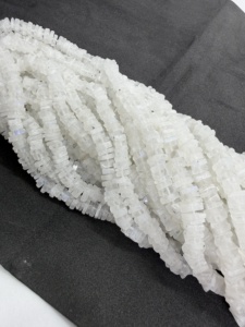 Cuentas de Piedra Lunar Arcoíris Natural Cuadradas de 4-5 mm, Hilo de 16 Pulgadas, Fabricante, Proveedor, Venta al por Mayor de Cuentas de Piedra Lunar para Joyería - Product Image 3