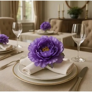 Elegante Anillo de Servilleta Metálico con Diseño Floral de Lavanda y Peonía para Decoración de Mesa de Boda de Primavera, Anillo de Servilleta Clásico con Flor Artificial Morada Grande - Product Image 2
