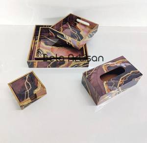 Boîte à mouchoirs et porte-serviettes en bois peinte à la main, décoration d'intérieur, accent de table avec design d'organisation, fait main - Product Image 3