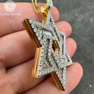 จี้ Charm_Jewells เงินแท้ 925 ชุบทอง ประดับเพชรโมอิสซาไนต์ทรงกลม รับรองโดย IGI สไตล์ฮิปฮอป จี้รูปทรงศาสนา สำหรับทุกเพศ ใส่ได้ทุกวัน - Product Image 2
