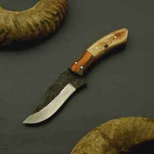 Cuchillos de Caza Profesionales Hechos a Mano con Mango de Hueso Premium, Hoja Fija para Bushcraft, Supervivencia al Aire Libre, Acero al Carbono - Product Image 5