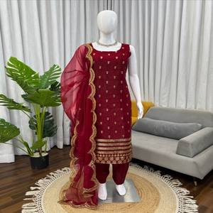 Conjunto Kurti VASTRA COTTAGE de cristal romano con pantalón y dupatta para mujer, traje étnico con bordado de hilo y lentejuelas - Product Image 5