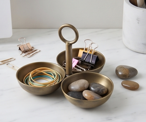 Service de table en métal doré de qualité supérieure à 3 compartiments avec poignée en anneau, design minimaliste fait main, idéal pour servir les aliments et offrir en cadeau - Product Image 5