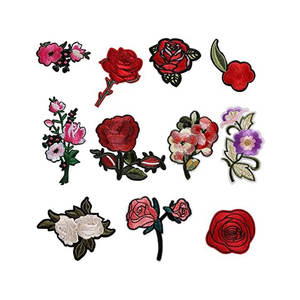 Badges brodés de fleurs, design coloré au fil, avec support thermocollant pour vêtements, sacs et accessoires - Product Image 1