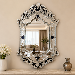 Miroir baroque vénitien de style antique élégant |   Miroir mural décoratif en verre de luxe pour salon, chambre et intérieurs d'hôtel - Product Image 2