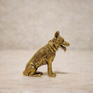Sculpture de chien en laiton, figurine décorative haut de gamme pour étagère et présentation sur table de bureau - Product Image 6