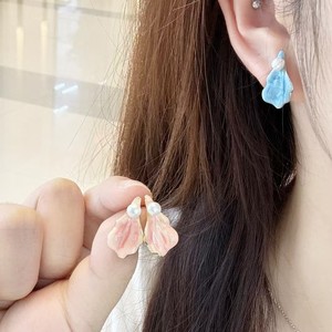 Boucles d'oreilles pendantes en argent pur avec aiguilles, motif floral émaillé, style haut de gamme et polyvalent - Product Image 4