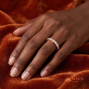 Anillo de Eternidad de Moissanita Baguette en Oro Rosa, Anillo de Boda de Diamantes, Joyería Nupcial Elegante para Mujer - Product Image 5