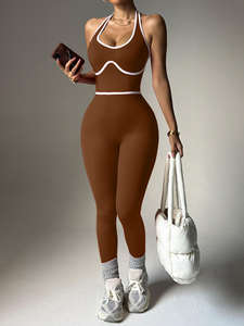 Traje de yoga deportivo sexy con contraste para mujer, mono de fitness transpirable con efecto melocotón para correr - Product Image 3