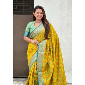 Mehendi Green Soft Silk Zari Woven Bandhani Patola Saree with Contrast Weaves for <b>Club</b> <b>Dress</b>-Up - Product Image 2