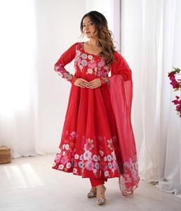 Ensemble Anarkali en soie organza pure et douce, coupe évasée, motif Kali, avec dupatta en toile et pantalon, prêt-à-porter - Product Image 1