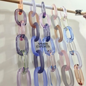 Modern Resin Craft Pastel Acrylic Chain Link Wall Hanging Oversized Decorative Accent for Home Office Living Room Decor - Product Image 5