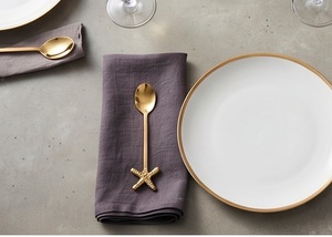 Juego de 4 cucharas de acero inoxidable chapadas en oro con mango de estrella de mar, cubiertos novedosos para fiestas y uso en la cocina. - Product Image 4