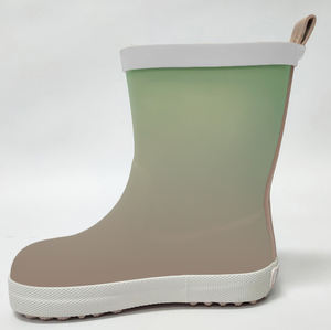 <span class=keywords><strong>Botas</strong></span> de Lluvia de Goma para Niños al por Mayor con Puntera Ancha, Impermeables, Tipo Barefoot, Fabricante de <span class=keywords><strong>Botas</strong></span> de Agua - Product Image 2