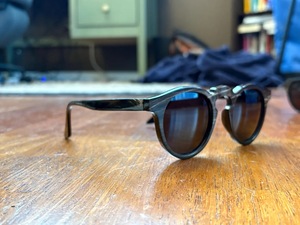 Gafas de Sol ILAHI, Nuevas, Ecológicas, Hechas a Mano con Cuerno de Búfalo, Diseño Cuadrado Rústico Moderno, Feng Shui, Amor Animal, Ángel - Product Image 1