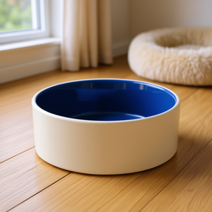 Comedero de Cerámica para Mascotas, 2.3 L, 22 Cm, Color Crema Azul - Product Image 3