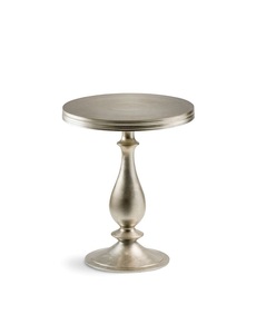 Table d'appoint en métal de style rustique industriel avec un aspect vieilli et un cadre durable pour les intérieurs de style farmhouse - Product Image 1