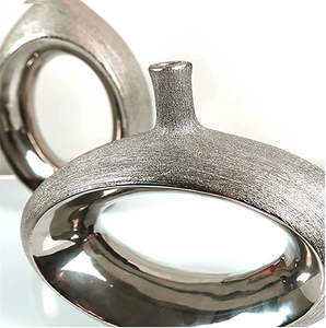 Florero de diseño Hallow con acabado plateado, vajilla de alta calidad, florero, artículos de Hotel, uso de aluminio fundido, superventas personalizado - Product Image 4