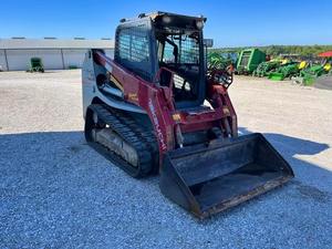 Pre-Owned 3 Ton Yellow Excavator with Ergonomic Controls and High Visibility Cabin for Professional Utility Contractors - Product Image 6