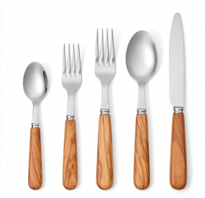Ensemble de couverts élégants en argent avec manche en bois pour table à manger, cuisine, mariage, fête ou restaurant. - Product Image 1