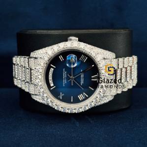 Nuevo Reloj de Lujo Estilo Hip Hop con Esfera Azul Oscuro, Números Romanos, Acero Inoxidable, Diamantes Moissanite de Corte Brillante y Redondo - Product Image 1