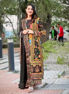 ชุดมุสลินสำเร็จรูป 3 ชิ้น พร้อมผ้าคลุมไหล่ปักลายหรูหราประดับกระจกแท้ งานฝีมือประณีต ซัลวาร์ คามีซ ผ้าคลุมไหล่ลูกไม้แฟนซี สำหรับงานปาร์ตี้ - Product Image 3