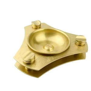 Cenicero Metálico Funcional, Práctico Porta Cenizas para Cigarrillos, Resistente al Viento, para Interiores y Exteriores, Accesorio para Fumar en Casa - Product Image 6