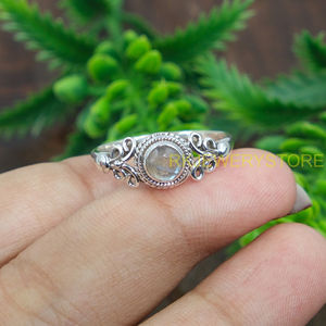 Natural Labradorite Gemstone 925 Sterling <b>Silver</b> Handmade Filigree <b>Ring</b> <b>Statement</b> <b>Ring</b> for Women Boho Vintage Designer Jewelry - Product Image 6