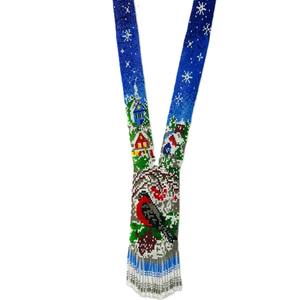 Collar con Cuentas con Escena de Pueblo Invernal con Copos de Nieve, Casas Coloridas y un Pájaro Gorrioncuello Rojo en Ramas Nevadas - Product Image 1