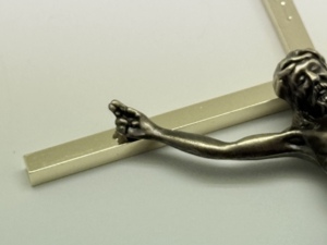 ไม้กางเขนโลหะแขวนพระเยซูสร้างแรงบันดาลใจทางศาสนา inri - Product Image 4