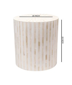 Tabouret décoratif rond moderne et écologique en os incrusté, fait main, pour salon, de F S International - Product Image 5