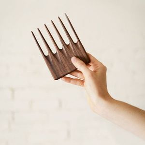 Mini Peine de Madera Hecho a Mano, de Bambú Natural, Ecológico, de Alta Calidad, Peine de Bolsillo, Regalo Artesanal - Product Image 4