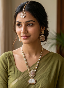 Ensemble de bijoux Kundan Mehendi indien traditionnel, collier plaqué or antique avec boucles d'oreilles et Maang Tikka pour les mariées, pour femmes - Product Image 6