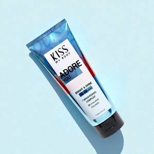Loción perfumada Kiss My Body Bright & Shine Adore You 226g. Disfruta del aroma que despierta el amor a primera vista. - Product Image 5
